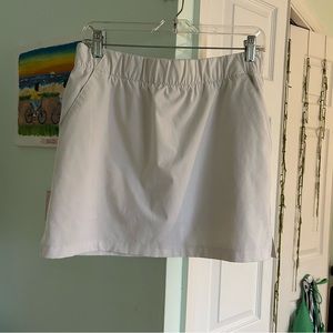 Columbia Women’s White Hiking Skirt, Size M
